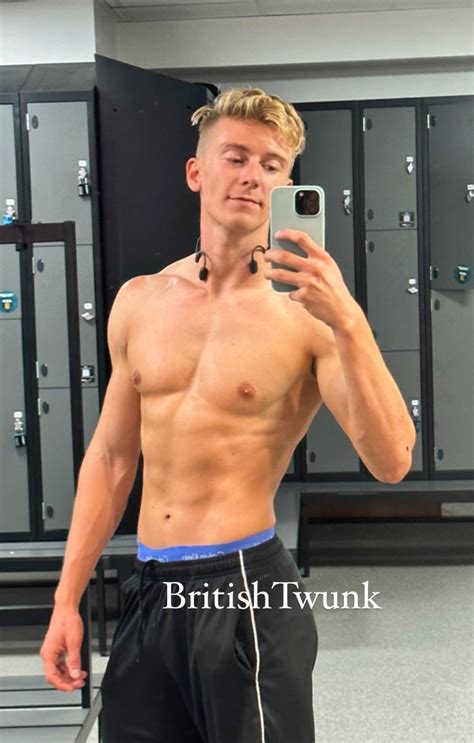 andolini Porn – Gay Male Tube.